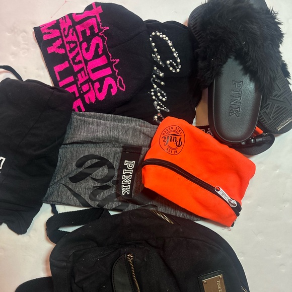 Victoria's Secret PINK Backpack and Accessories - Picture 5 of 5